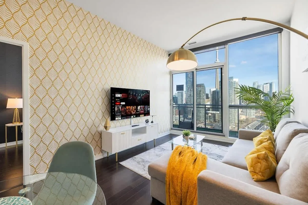 Apartment Luxury Living Penthouse W King Bed & City Views Toronto
